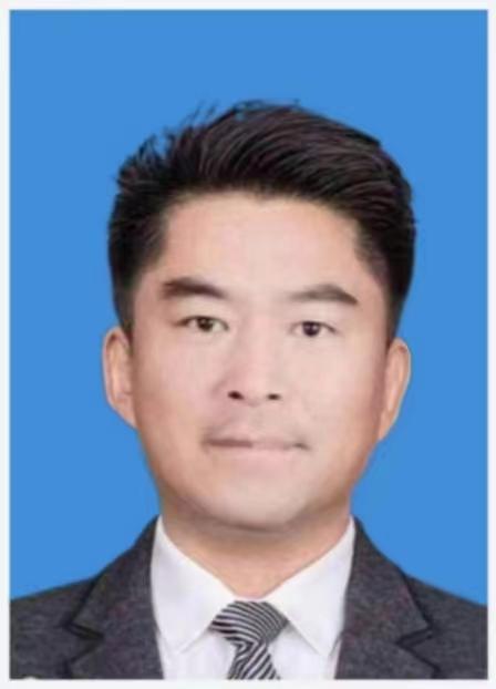 特邀🇨🇳（华夏诗词文学社）在线优秀女诗人：杨芳（寄与湘地）审稿总社长：郭申虎🇨🇳北京头条（图3）