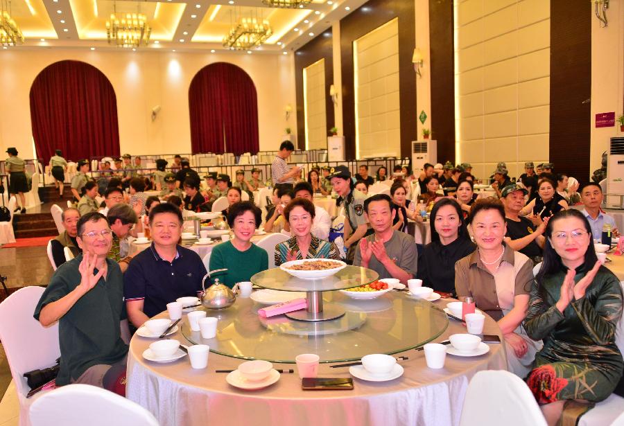 建军节:南疆军旗别样红(图22)
