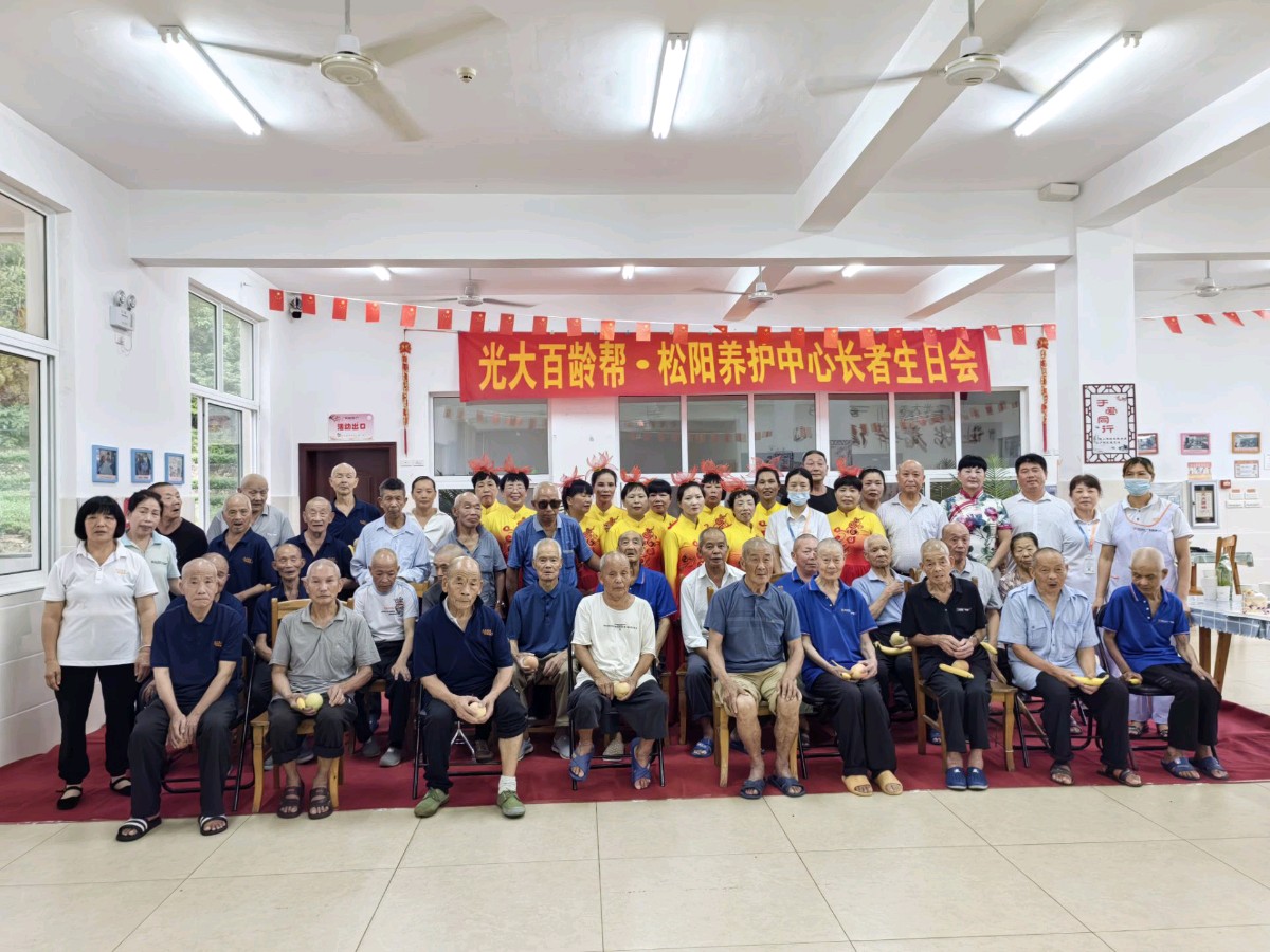 歌舞孝老人 情洒敬老院（图4）