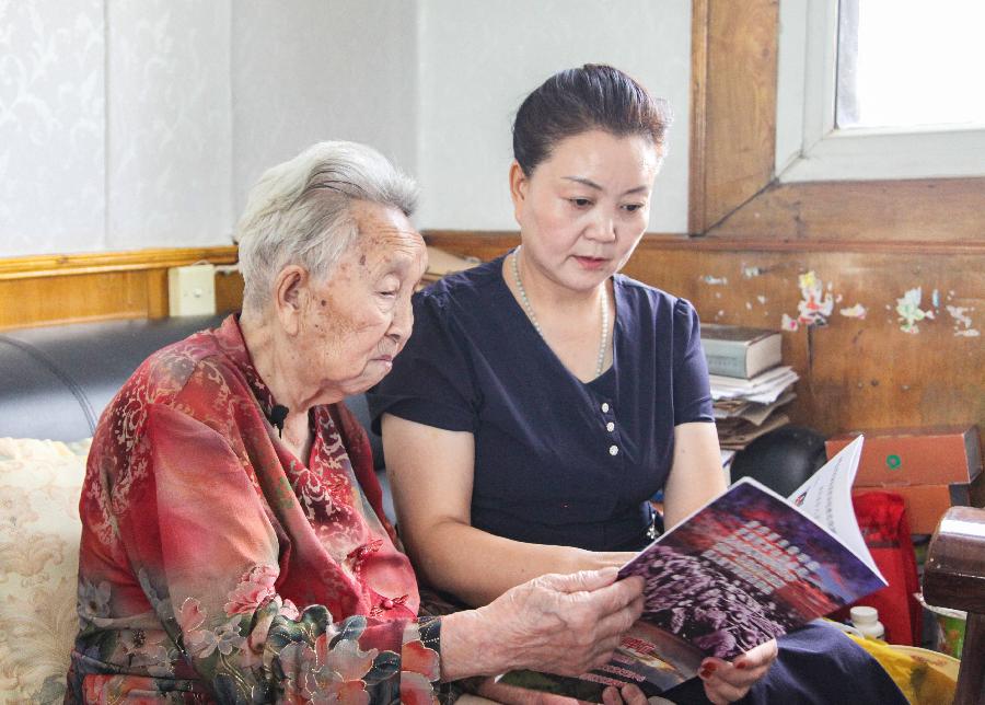 不忘革命先烈丰功伟绩 仓头乡政府看望烈士任应岐将军的女儿(图3)