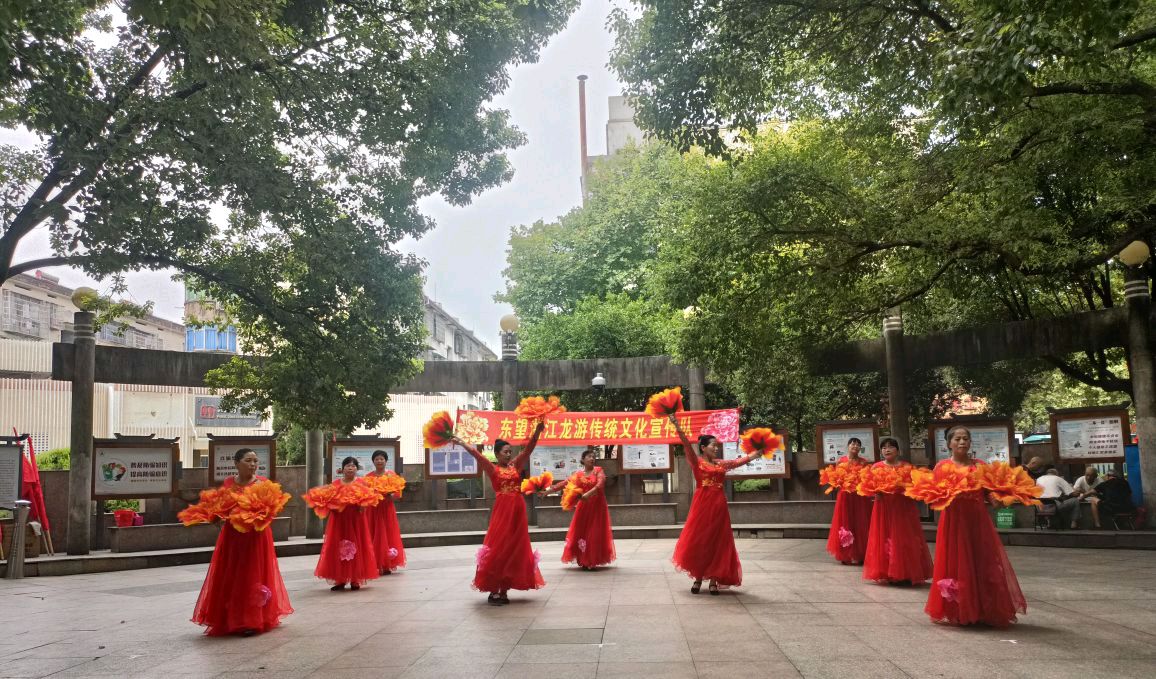 “八一”建军节 志愿公园来庆祝（图3）