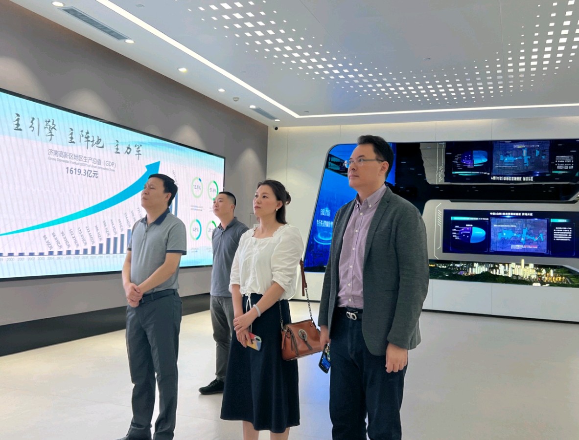 粤港澳大湾区创新智库主席庄守堃一行到济南高新区调研(图2)