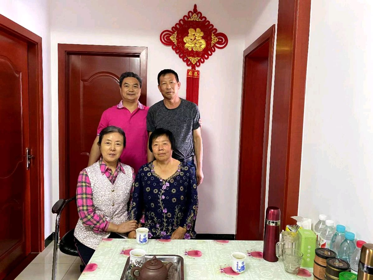 ⭕七律-吟五月红桃(组合)诗║徐国祥(图20)