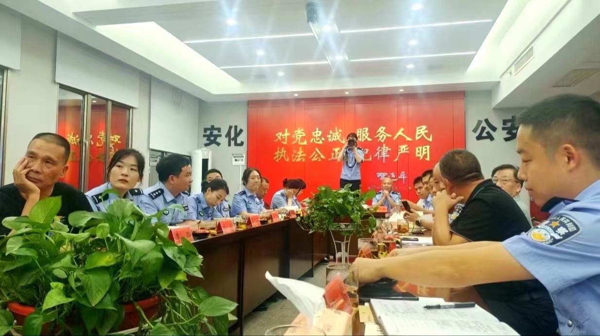 《蓝盾风采录》（四首）文：王再祥【长城总社】世界诗人名人展（10435）（图7）