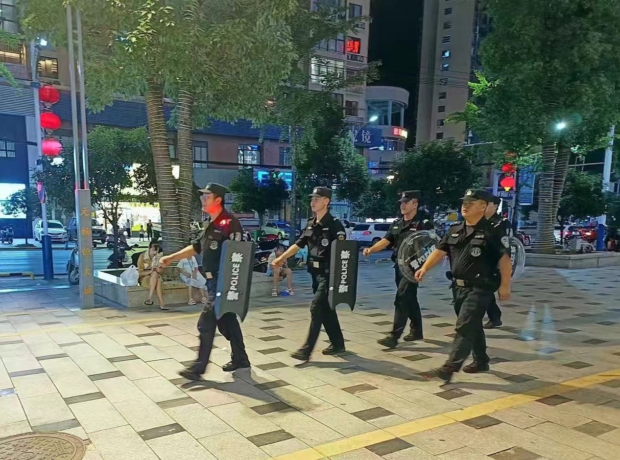 《蓝盾风采录》（四首）文：王再祥【长城总社】世界诗人名人展（10435）（图8）