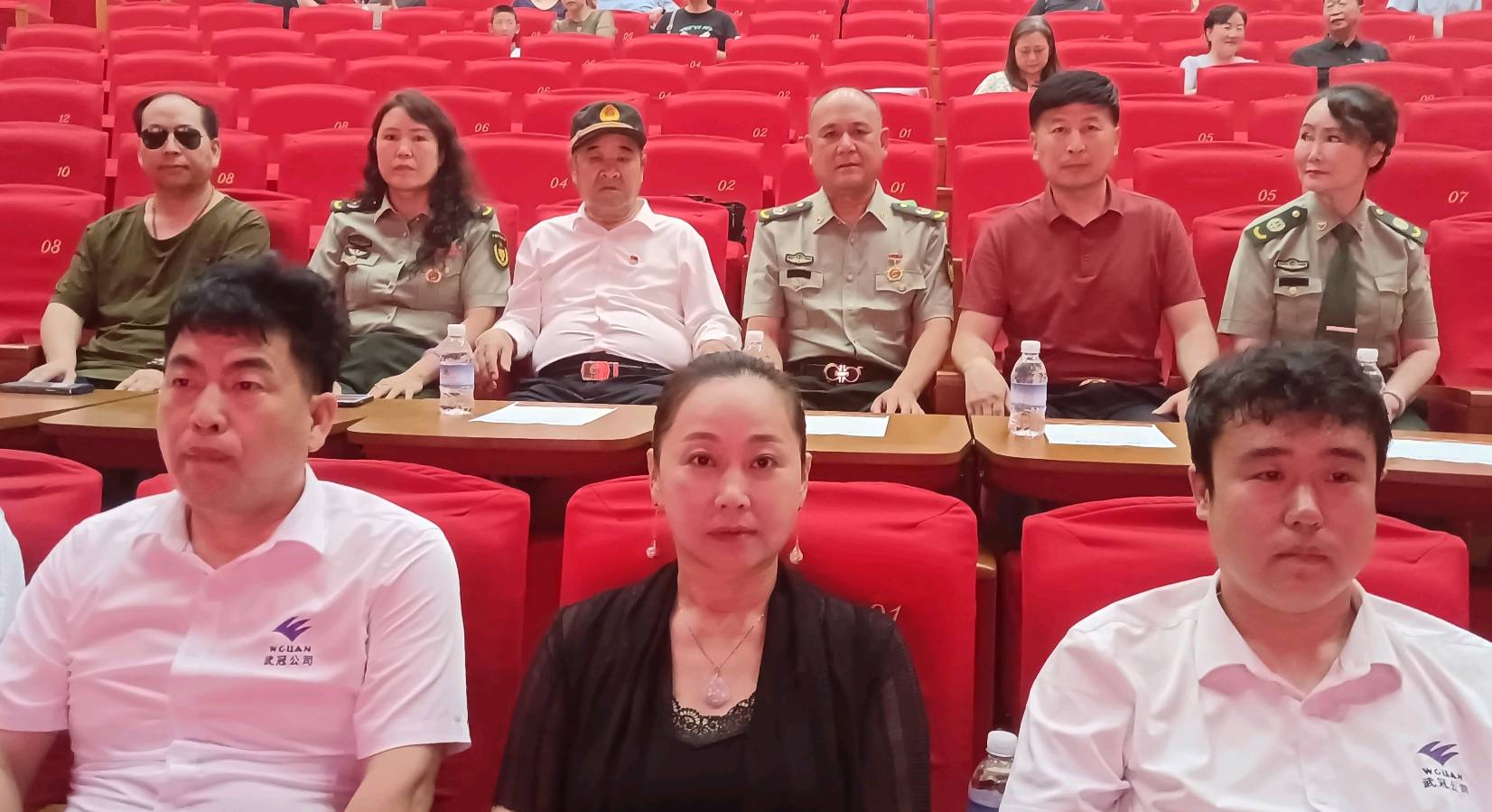“红歌颂八一，热血铸军魂”庆祝建军周年96周年暨中国老兵文工团成立一周年晚会在河北省石家庄落下帷幕（图3）