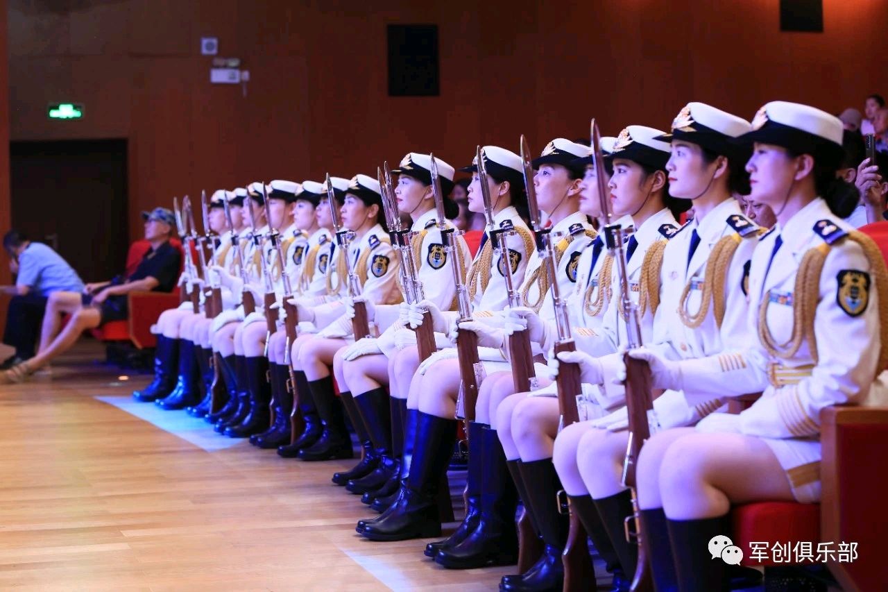 “红歌颂八一，热血铸军魂”庆祝建军周年96周年暨中国老兵文工团成立一周年晚会在河北省石家庄落下帷幕（图38）