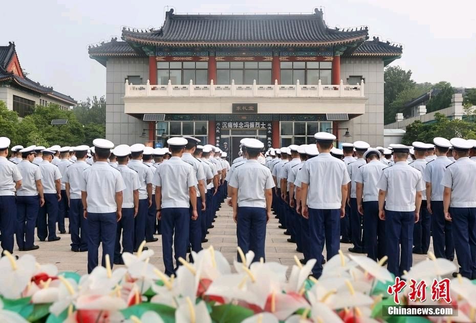 请欣赏海纳百川 岁月静好两位主播为您分享王楼老师的作品《山东汶上的骄傲，消防员的榜样——冯振》编辑//海纳百川【第6185期】（图7）