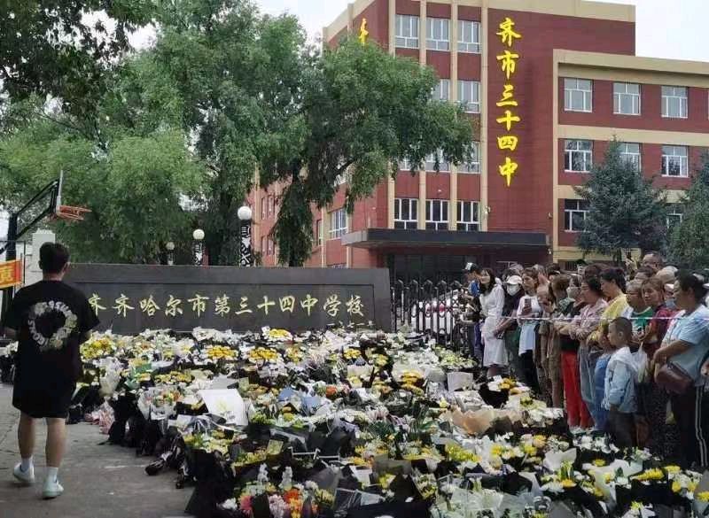 诵杨辉秀/文周峰：《我为你们哭泣》