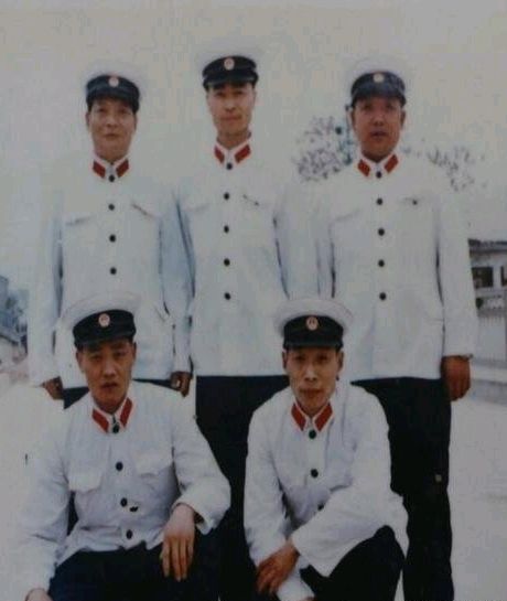 ⭕抒情长诗-父亲的日记~诗║伊莲(图15)
