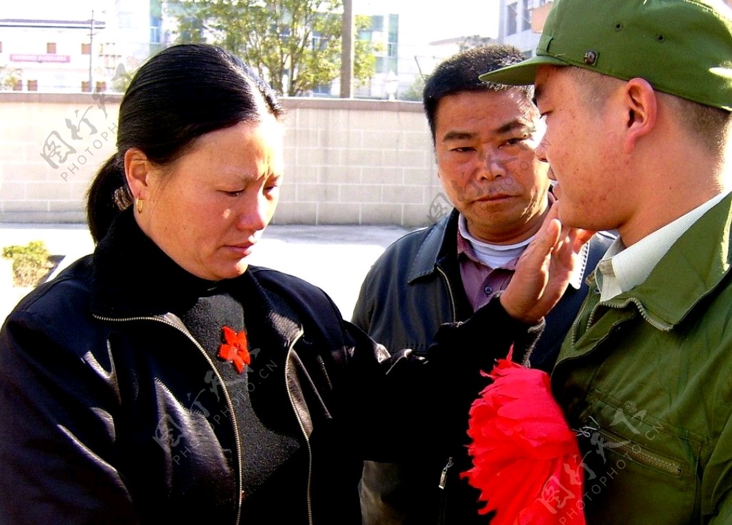 请欣赏六位主播为您精彩演绎王道成老师的《组诗九首》编辑//海纳百川【第6227期】（图12）