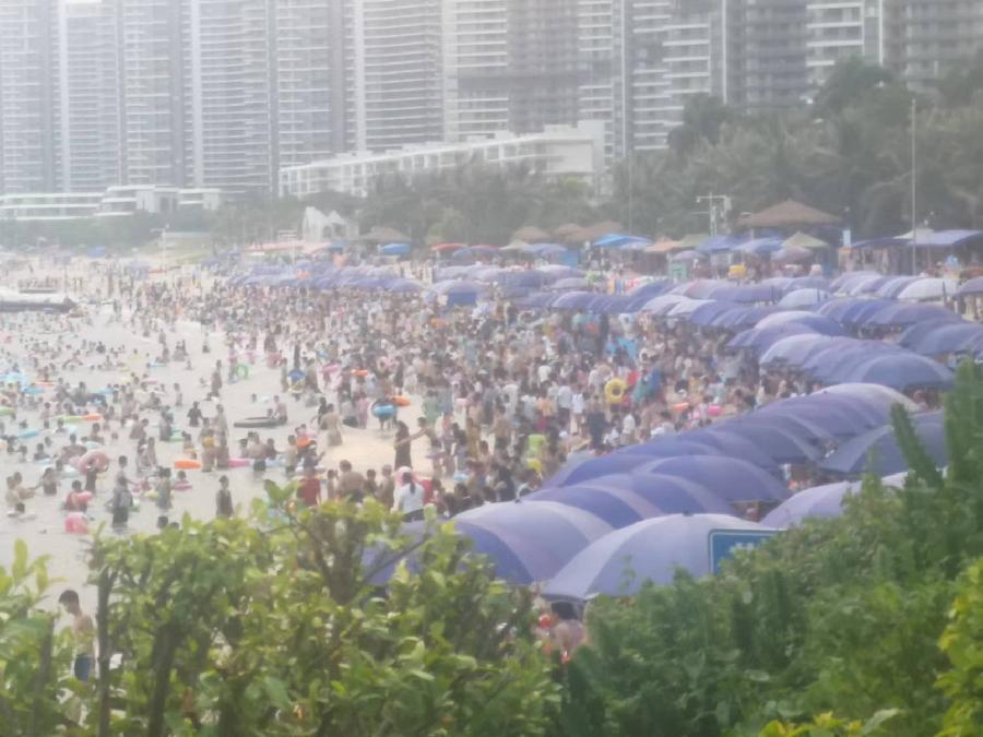 【三伏银滩人海】文／磊怀（图3）