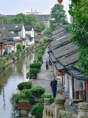 《草屋春秋》作者:李夫晨【主播:兴安杜鹃】【中国现代诗歌文化传媒】现代♬ 馨声（图4）