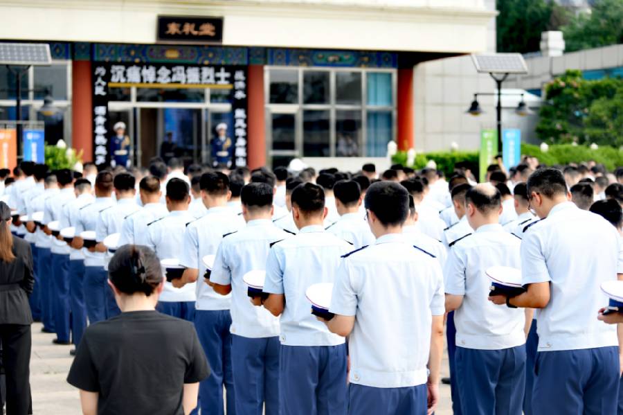 泰山朗诵【英烈不朽 浩气长存】作者/雷金钟（图6）