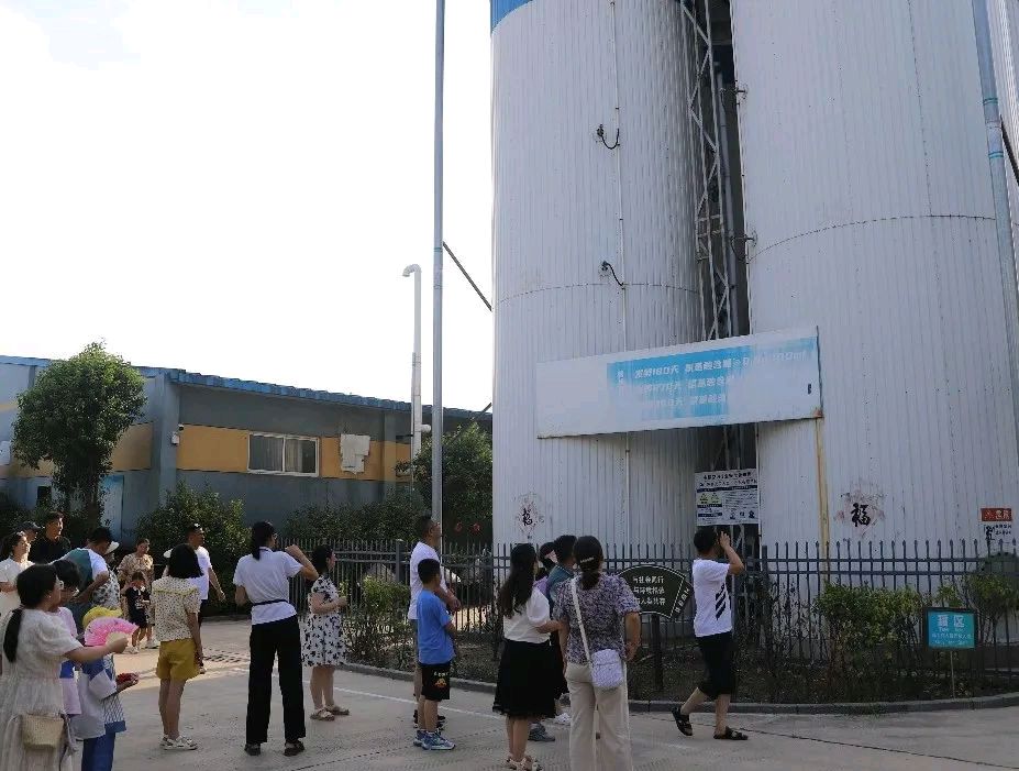 跨越山海·携手未来: 聊城—海北州“藏汉一家亲”结对联谊活动走进山东正信味业食品有限公司(图5)