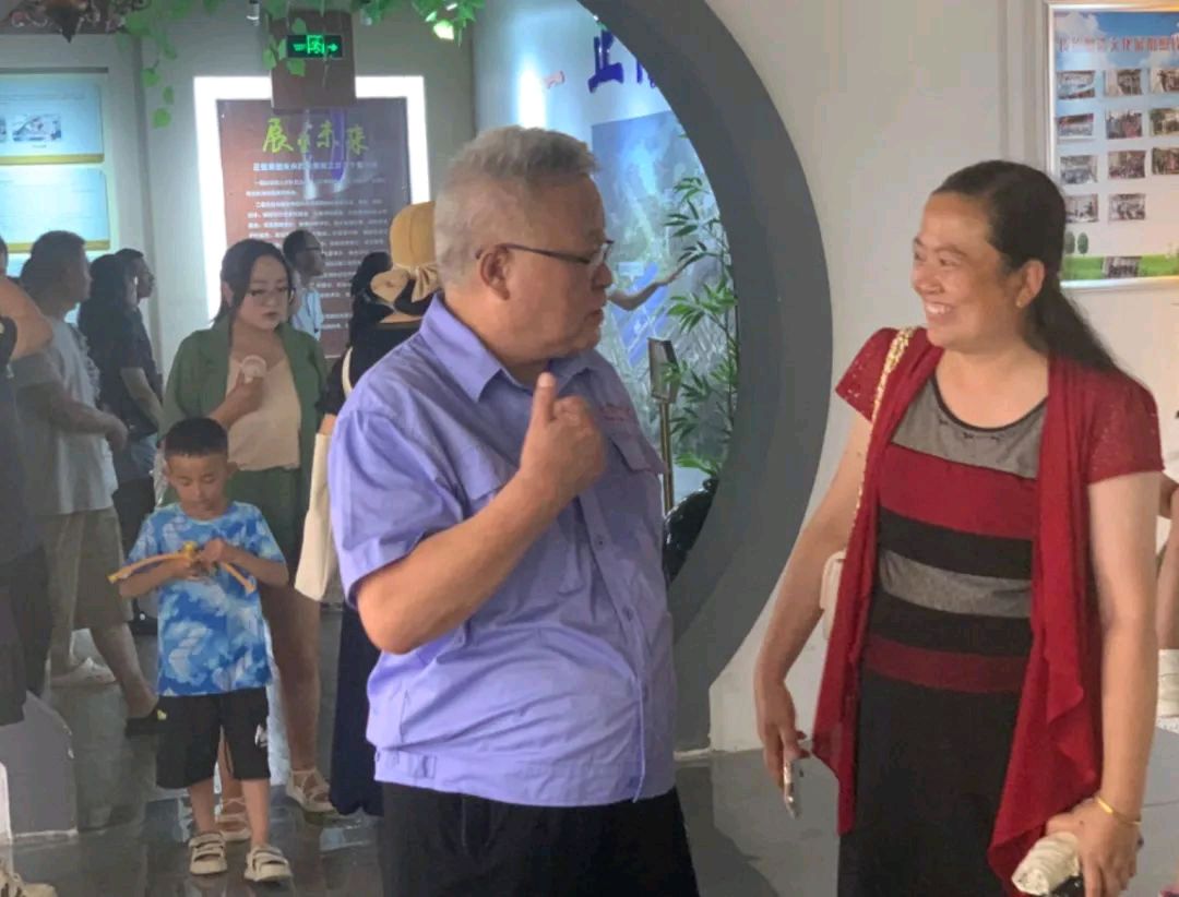跨越山海·携手未来: 聊城—海北州“藏汉一家亲”结对联谊活动走进山东正信味业食品有限公司(图3)