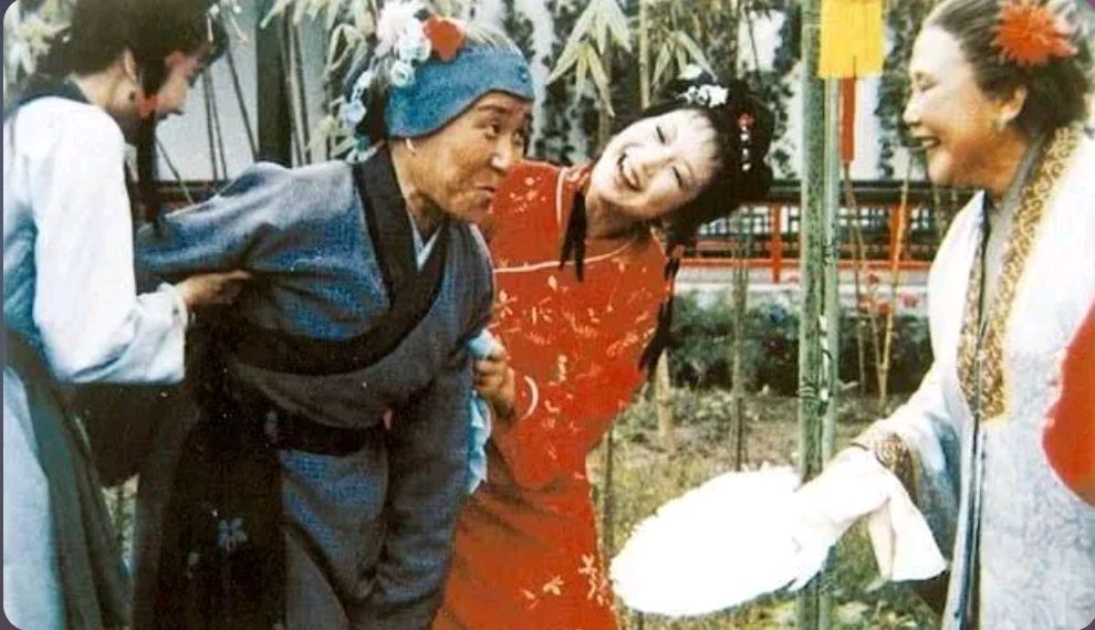 刘姥姥邂逅二进大观园(再续红楼梦新编)桂花飘香唯美精彩小说欣赏个人专辑∥中国桂林都市漓江诗书画社文学版总(第89期)(图8)