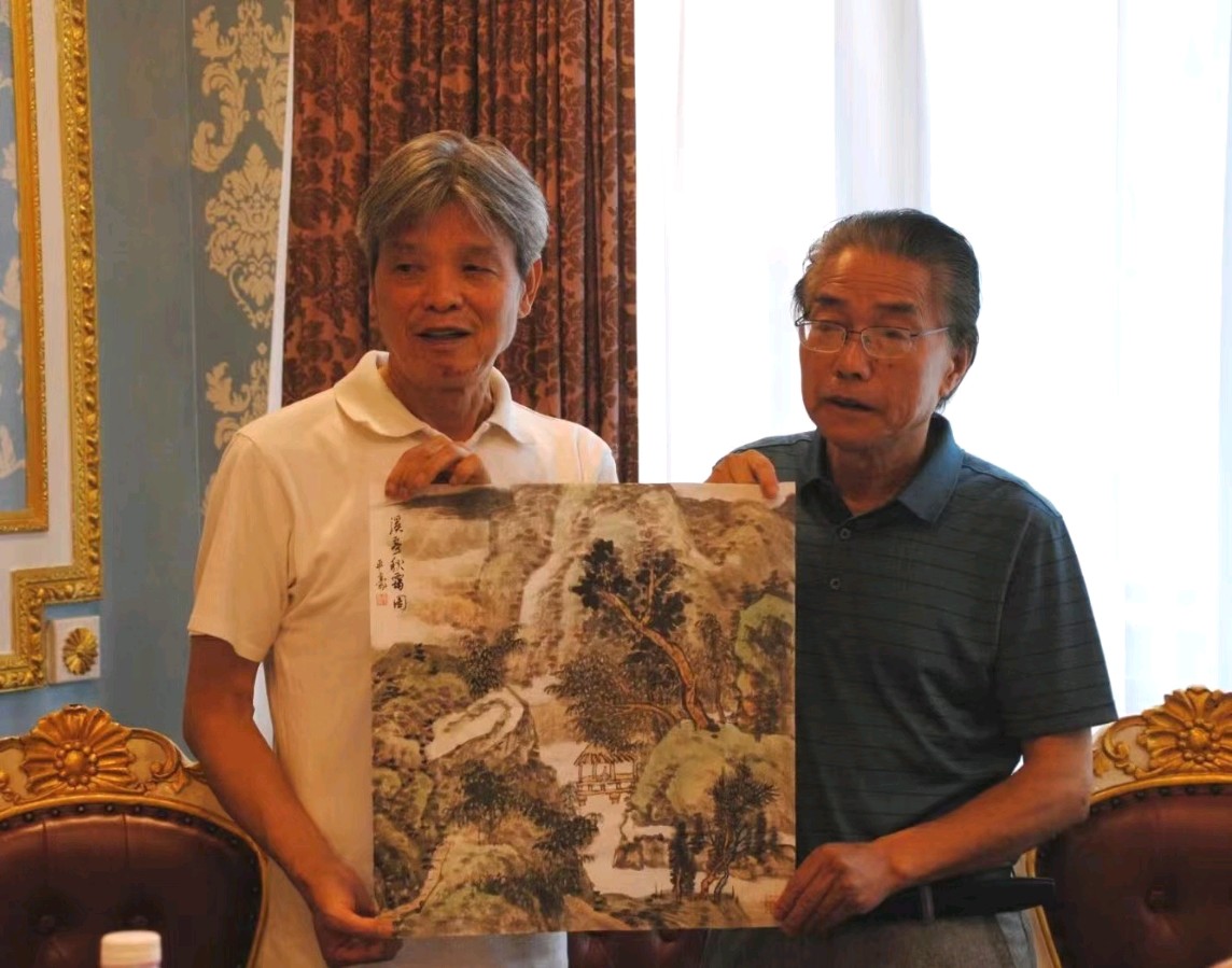 【西部风微刊】特稿:著名旅日画家钱根成作品研讨会在沪举办,报界大佬袁德礼名嘴杨家俩人主持(图6)