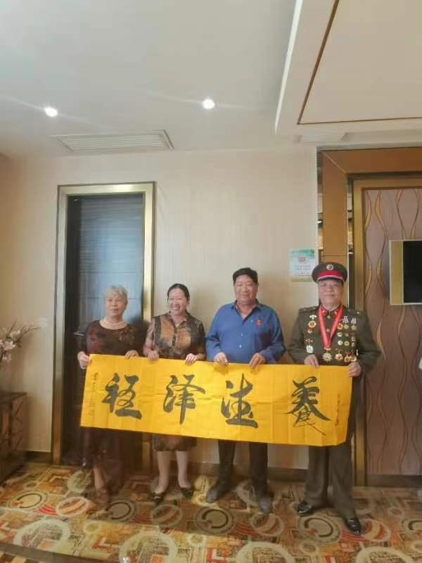 刘航军等人莅临西安“老兵之家”视察工作（图13）