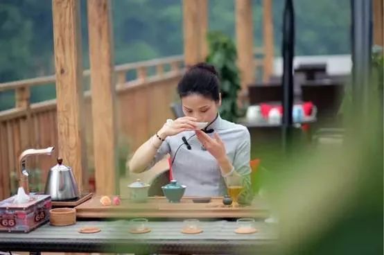 《品茶 赏秋》作者/天河 合诵/兰新/随风主编/胡琴（图5）