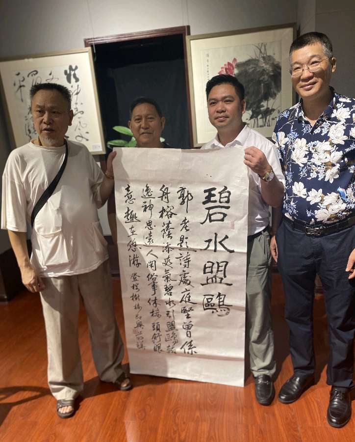 文促会搭台-各方携手参与∥公益性带动商业经济发展∥大桂林旅游名城景点-古南门上榕树楼放歌∥中国桂林都市漓江诗书画社微刊总（第92集）（图31）