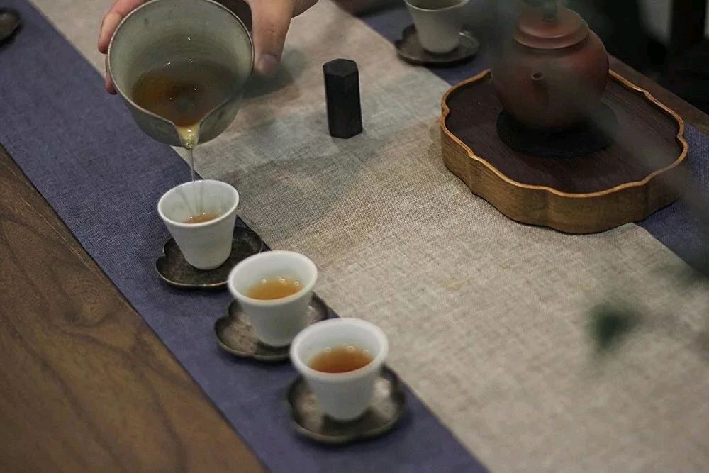浓浓淡淡一杯茶,清清爽爽一世人(图2)