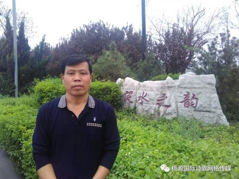 《江南情》作者:老厨【主播:梦里水乡【桃源国际诗歌集团】用声音传递温暖以诵读致敬人生♬（图10）