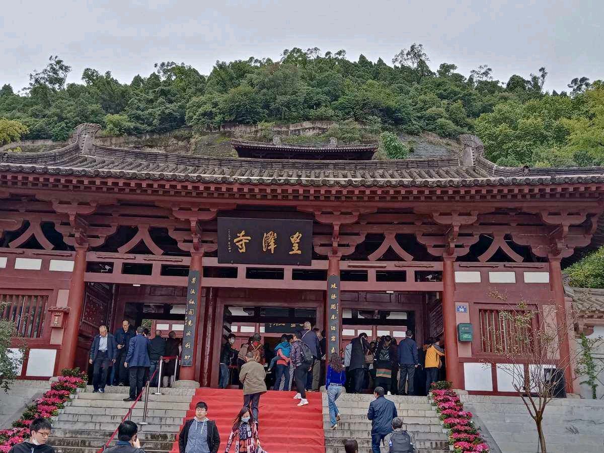 《九江文学社：有声文学》《天朝第一君，四川广元女儿身文/梦在远方 主播/伊兰吐芳【总第1815期】（图5）