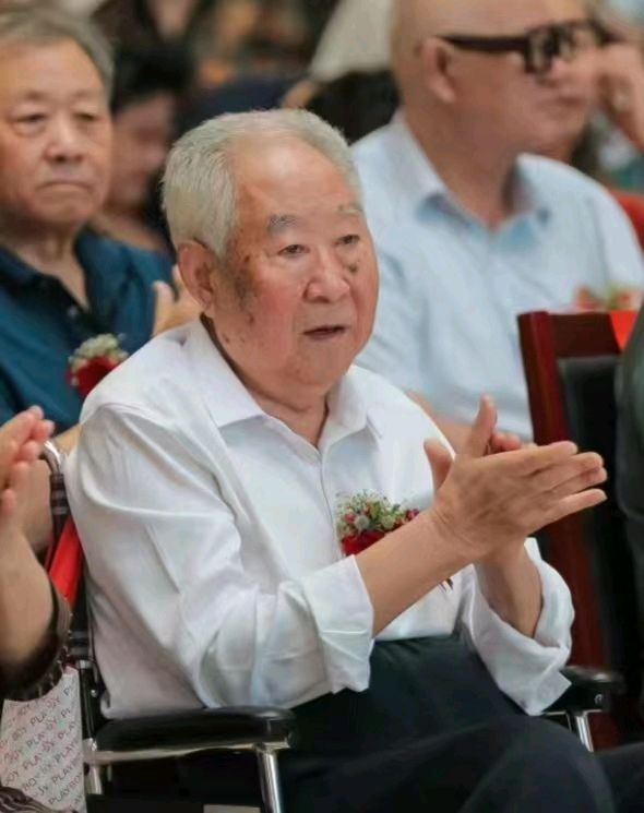 艺术人生 笔墨精灵——著名画家李树东心中的恩师米春茂先生(图2)
