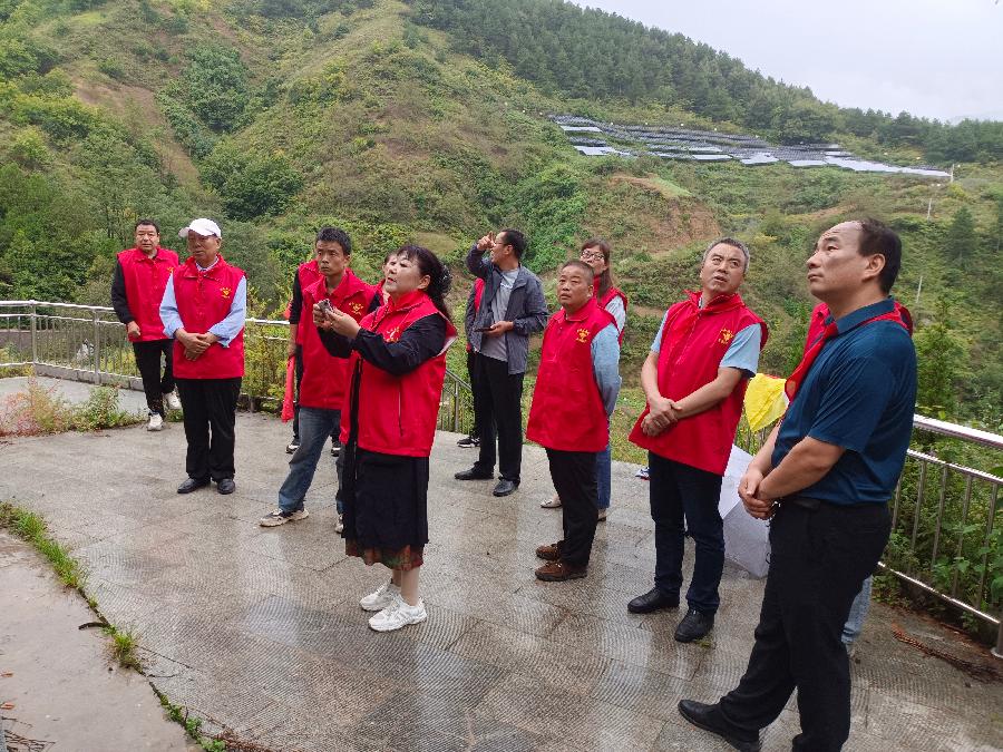 商洛慈善协会家在商洛微公益团队携手多个公益团队,共筑金秋助学梦(图11)