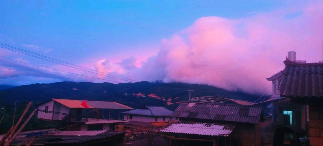 《改变 重生》作者:胡玉滨‖主播:李金钟【中国现代诗歌文化传媒】徜徉诗的海洋，聆听天籁之声♬（图8）