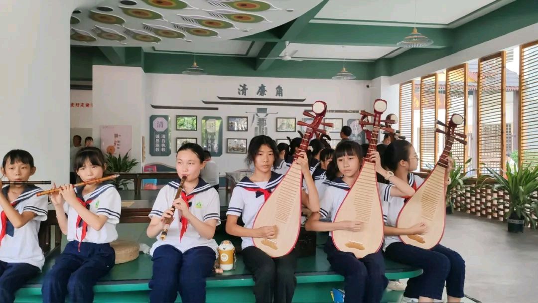 云南省民委调研组一行到我校参观调研(图7)