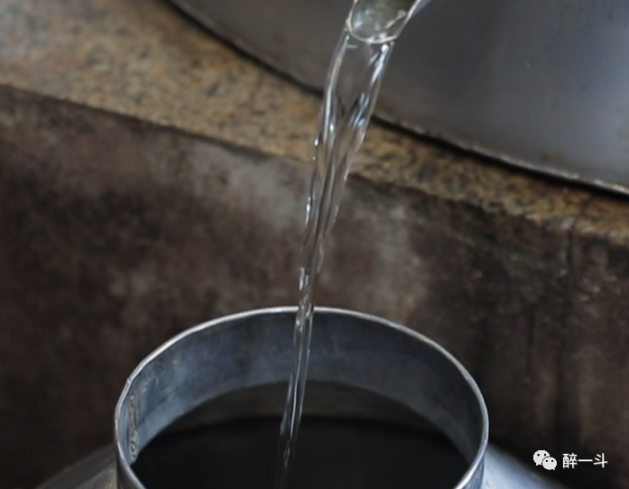射雕大侠郭靖有没有喝过醉一斗酒?(图3)