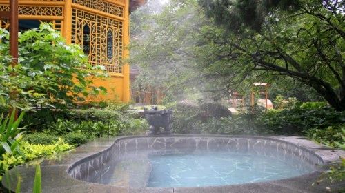 【荣耀中国】黄山温泉文/骏马奔腾（图2）