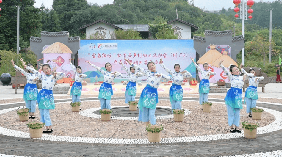 五律·央视直播会昌“乡村趣味运动会”（文/邹晓华）……莲叶之珠文学社（图8）