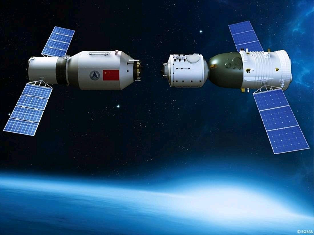 【歌颂祖国暨中秋月圆专辑】合诵《国旗我爱你》作者 牛银仙//编辑 岁月静好 第6542期（图7）