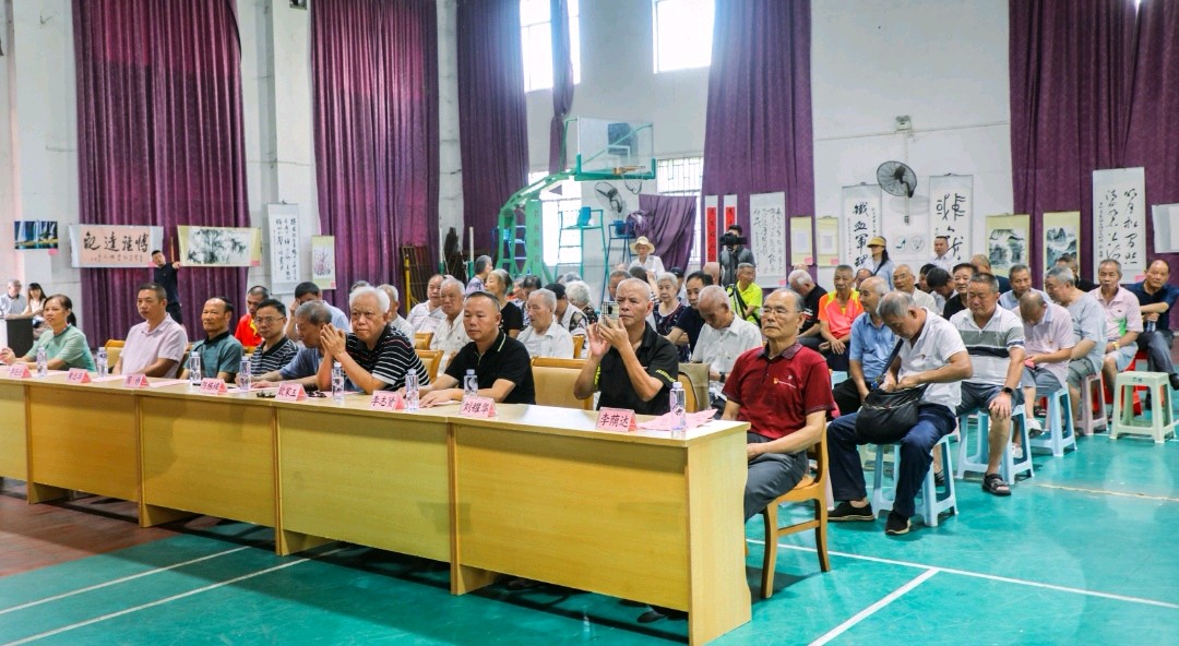 广西271地质队迎中秋.国庆书画摄影唯美佳作欣赏∥中国桂林都市漓江诗书画社(第103期)(图10)