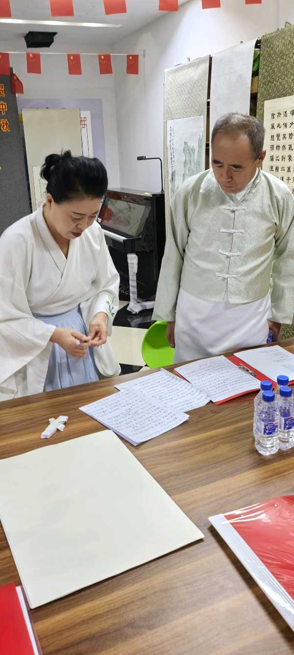 中信社区原创诗词协会、书画协会“中秋迎国庆”联合文艺汇演完美收官（图3）