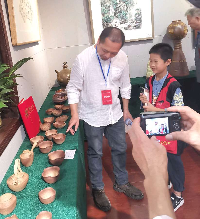 桂林市文促会隆重举办陶艺设计大赛喜迎中秋.国庆佳节∥中国桂林都市漓江诗书画社微刊总(第105期)(图43)