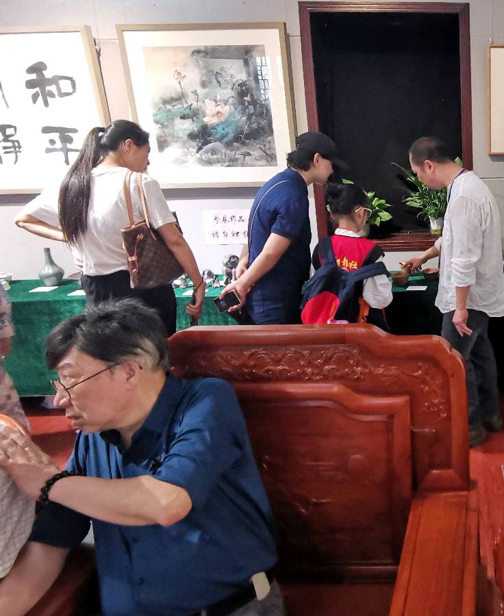 桂林市文促会隆重举办陶艺设计大赛喜迎中秋.国庆佳节∥中国桂林都市漓江诗书画社微刊总(第105期)(图52)