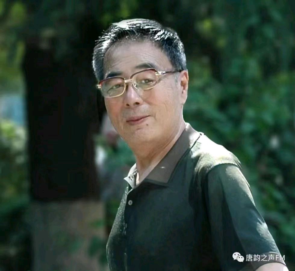 经典诗文 ‖【一泓荷塘】作者/王大生 朗诵/李彦玲 张志平（图4）