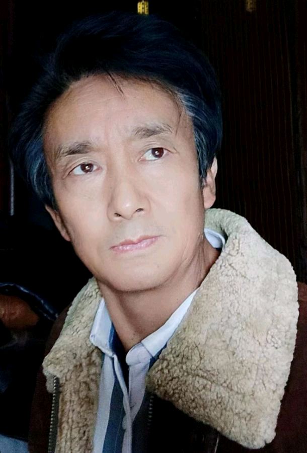 《黄河壮歌》作者/和为剑 谨以（此诗）纪念人民领袖毛泽东主席诞辰130周年 朗诵/华人诗社朗诵团 主编/胡琴