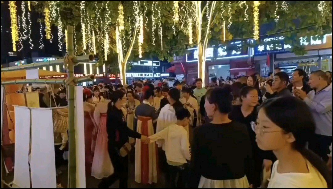 今新调 中秋观诸葛里汉服游园会 原作/梁立锋（图19）