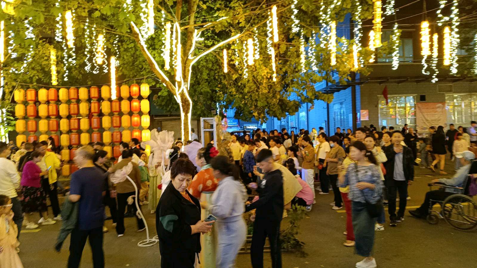 今新调 中秋观诸葛里汉服游园会 原作/梁立锋（图36）