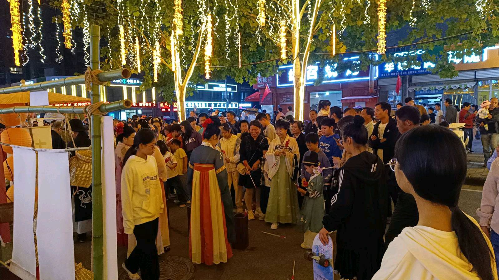 今新调 中秋观诸葛里汉服游园会 原作/梁立锋（图35）