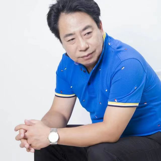 【海外诗译】名家双语合诵《酒里有你的故事》作者｜紫陌、译｜Gerry, 审｜任诚刚、合诵｜陈兵&薇薇（图8）