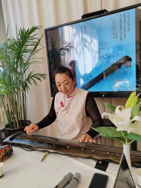 这里有个“世外桃源——记满心大爱的美女张玮老师和她的文友们，作者，尽诗情（图3）