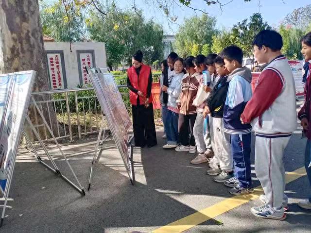 【中國新聞詩雯網】界首市光武镇平安建设法治宣传进校园、安全意识入“人”心（图6）