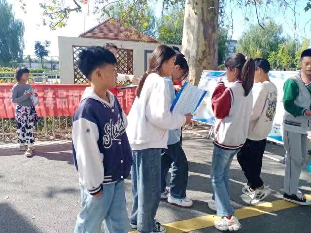 【中國新聞詩雯網】界首市光武镇平安建设法治宣传进校园、安全意识入“人”心（图7）