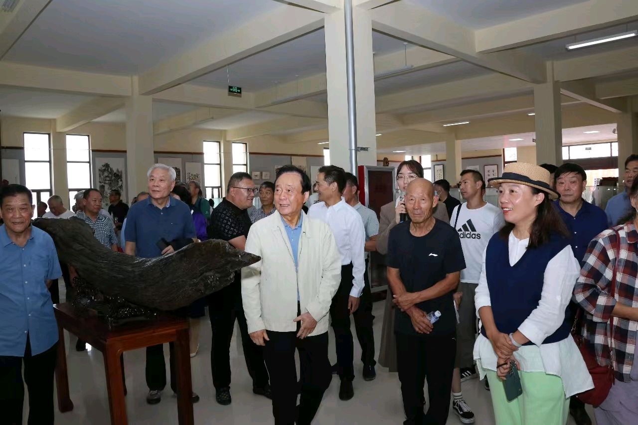 笔墨庆国庆 献出家国情 “庆国庆山东省枣庄市书画名家作品展”热烈而隆重（图10）